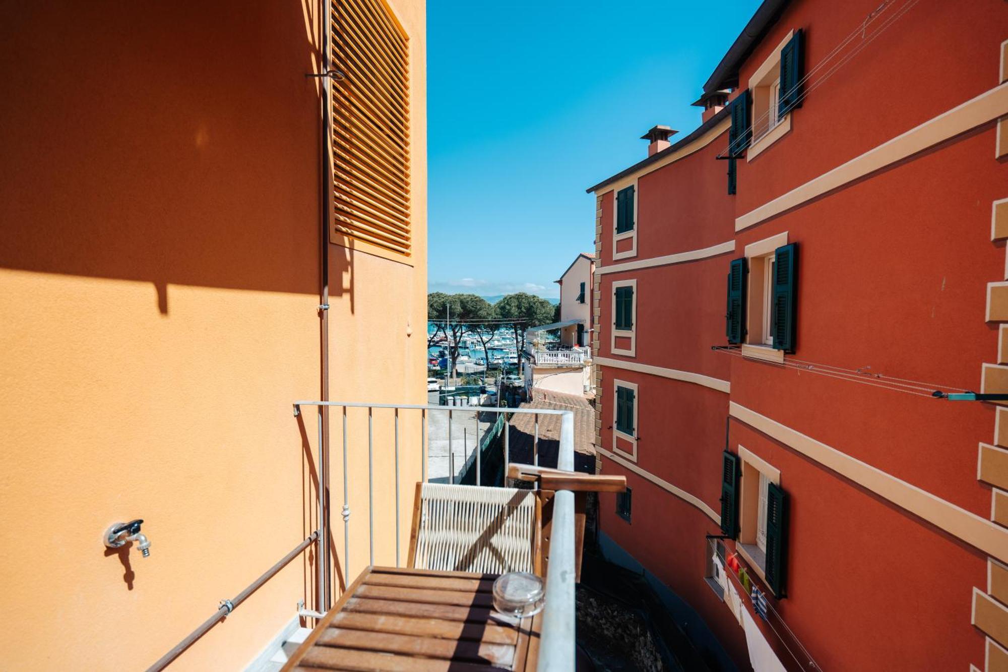 Cadamare Charming Rooms In Portovenere La Spezia Exterior photo